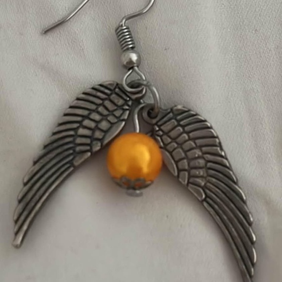 Cute quirky winged Snitch Quidditch Harry Potter earrings! - Picture 2 of 2